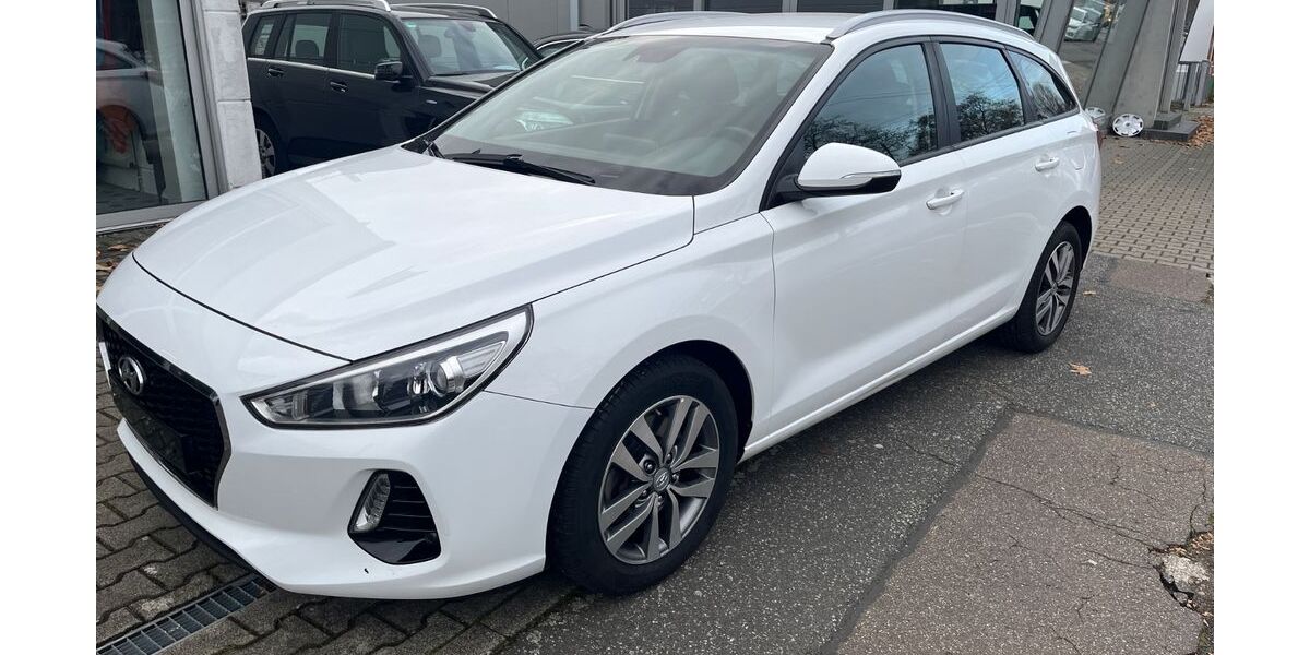 Hyundai i30 154.900 km 10.450 € Mannheim 68199