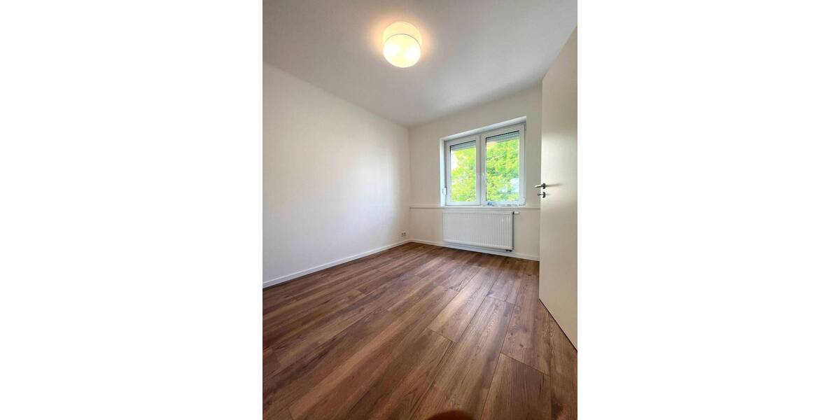 Moderne 4-Zimmer-Wohnung in Ensheim - saniert, hell und ab 01.08. verfügbar - Etagenwohnung Saarbrücken-Halberg Ensheim | Angebot:26954962