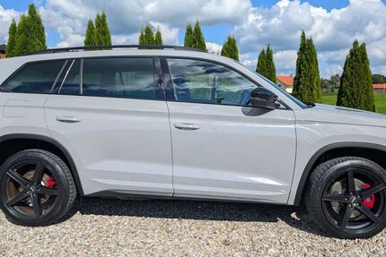 Skoda Kodiaq 224.800 km 23.900 € Hofstetten 86928