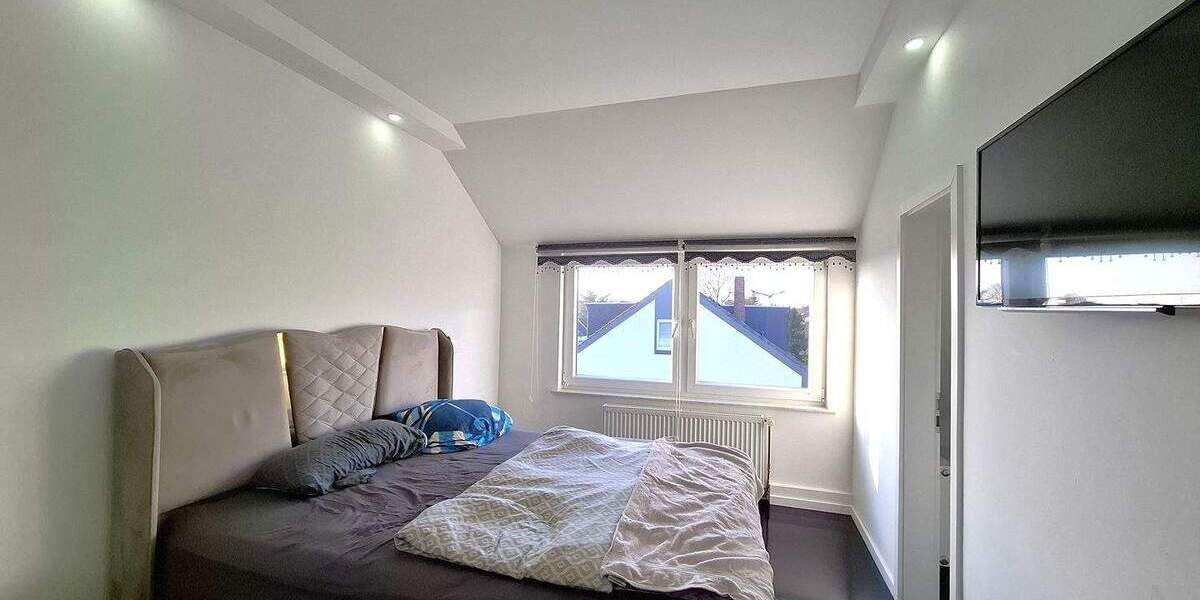 Mehrfamilienhaus, Wohnhaus Nordenham - 8 Zimmer, 192 m&sup2;, 329.000&euro; | Angebot:25335813