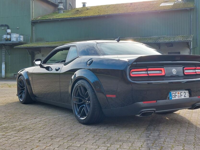 Dodge Challenger 11.510 km 63.000 € Meinersen 38536