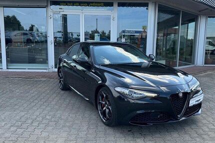 Alfa Romeo Giulia 99.501 km 25.990 &euro; Klötze 38486