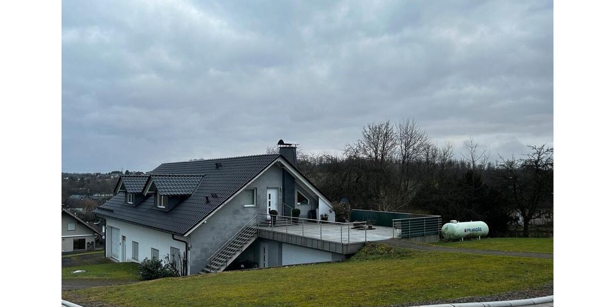 Wohnung in Haus mit Garten, Altersgerecht 3 zimmer