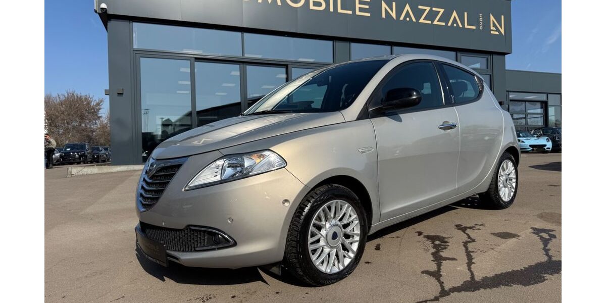 Lancia Ypsilon 28.000 km 8.799 &euro; Saarlouis 66740