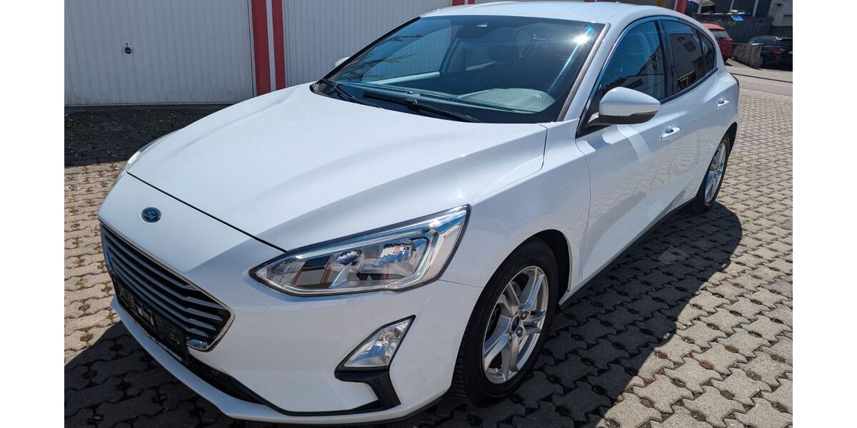 Ford Focus 87.000 km 10.990 &euro; Völklingen 66333