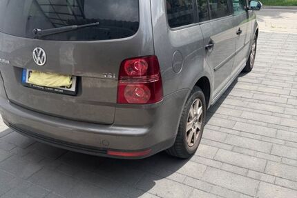 VW Touran 218.250 km 2.600 &euro; Moosburg 85368