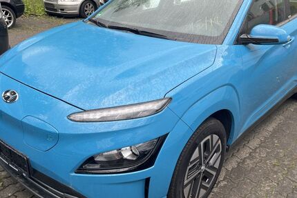 Hyundai KONA 32.469 km 18.500 &euro; Bonn 53227