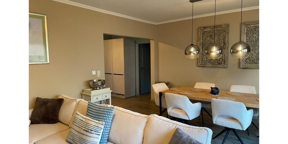 Einfamilienhaus Hage - 7 Zimmer, 120 m&sup2;, 1.200&euro; | Angebot:25377013