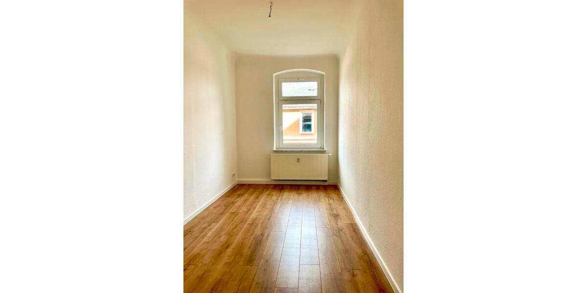 Etagenwohnung Sebnitz - 3 Zimmer, 63 m&sup2;, 410&euro; | Angebot:26367303