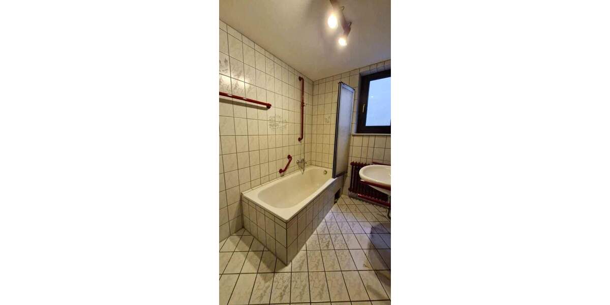 Einfamilienhaus Nagold-Hochdorf Hochdorf - 8 Zimmer, 191 m&sup2;, 362.000&euro; | Angebot:25745176