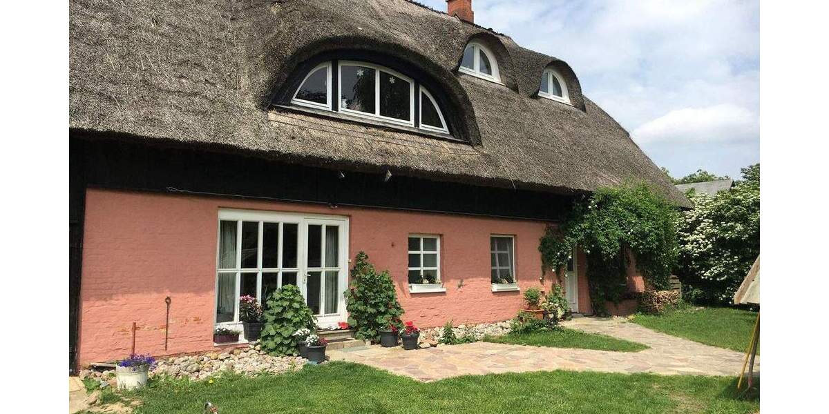 Einfamilienhaus Penzlin Mallin - 9 Zimmer, 500 m&sup2;, 560.000&euro; | Angebot:25755251