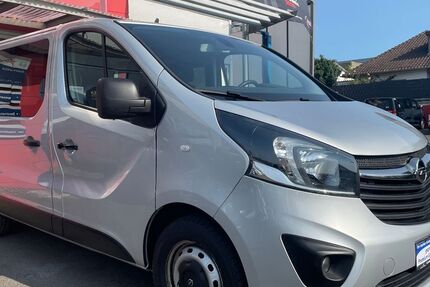 Opel Vivaro 116.600 km 16.790 € Ober Mörlen 61239