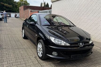 Peugeot 206 114.000 km 2.500 &euro; Essen 45143