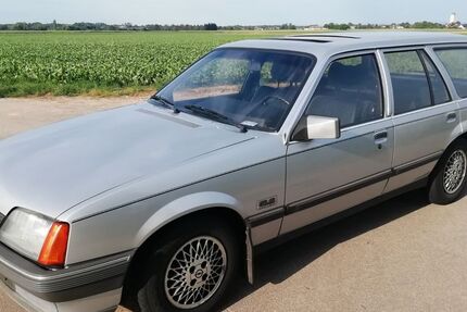Opel Rekord 245.000 km 7.250 &euro; Neustadt 67435