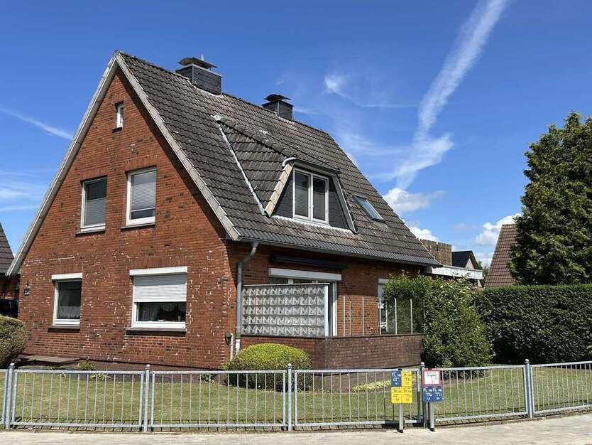 Haus zum Kaufen in Heide 259.000 € 143.93 m²