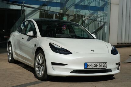 Tesla Model 3 59.546 km 29.900 &euro; Hamburg 20457
