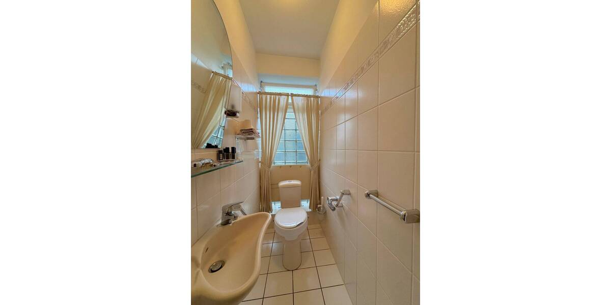 Bungalow Bad Nenndorf - 6 Zimmer, 235 m&sup2;, 400.000&euro; | Angebot:25245922