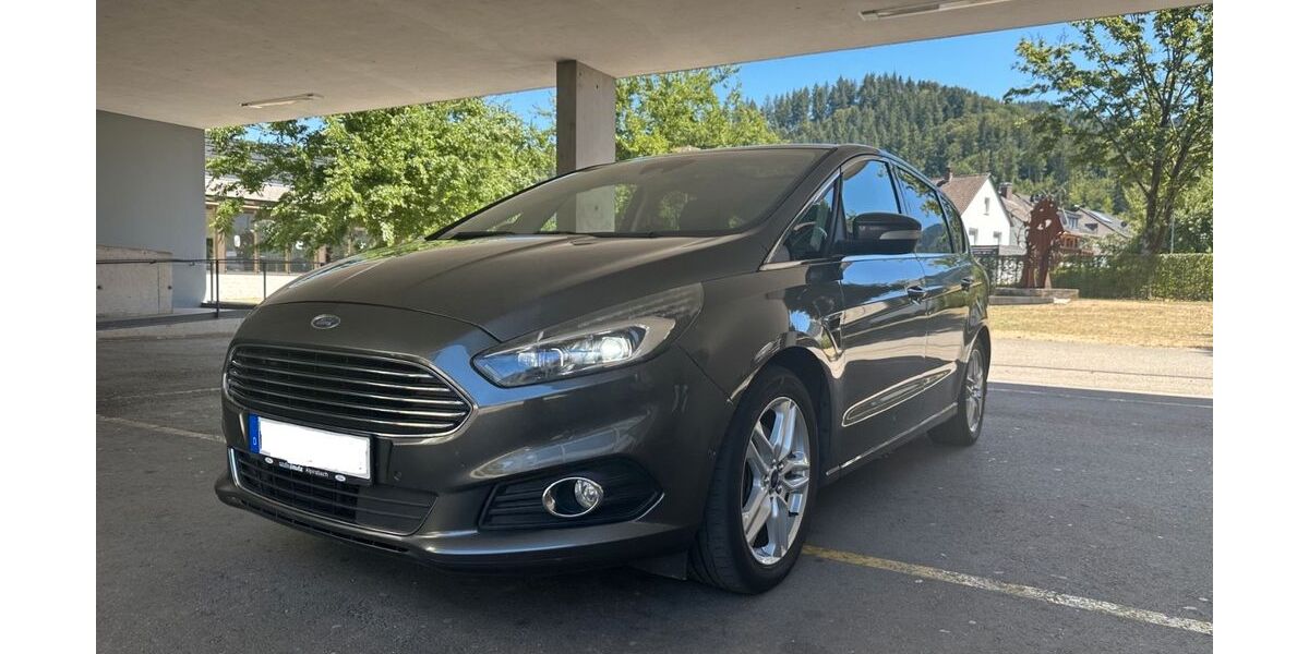 Ford S-Max 137.000 km 13.300 &euro; Hausach 77756