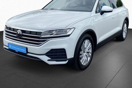 VW Touareg 22.390 km 54.833 &euro; Kassel 34123