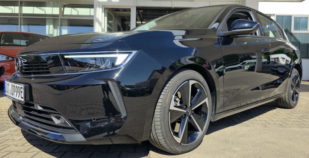 Opel Astra 16.999 km 22.990 &euro; Rothenburg ob der Tauber 91541