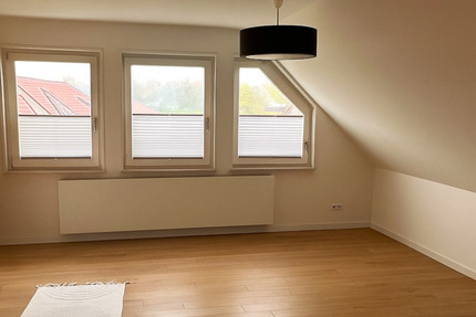 Moderne 3-4 Zimmer OG-Whg. | 107m² | Küche neu | Bad Zwischenahn zimmer