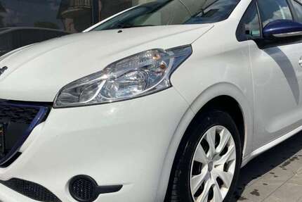 Peugeot 208 79.999 km 2.990 € Neu-Ulm 89233
