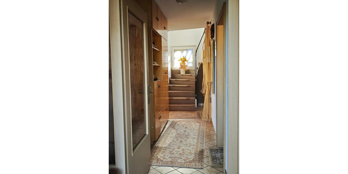 Einfamilienhaus Sankt Ingbert - 6 Zimmer, 131 m&sup2;, 250.000&euro; | Angebot:27153598