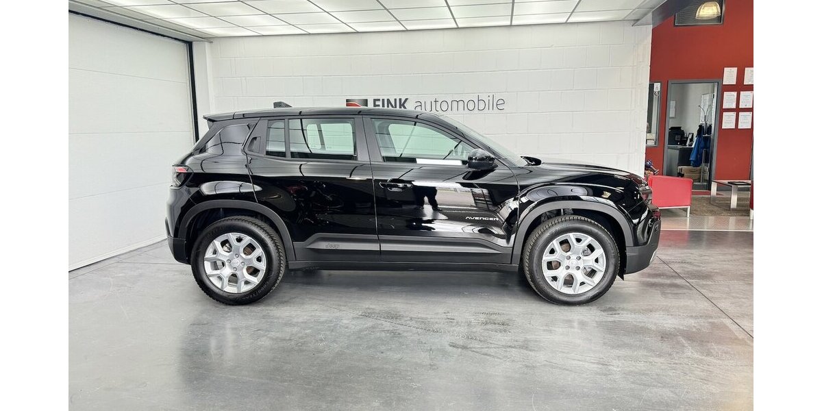 Jeep Avenger 1.2 Altitude Kamera JBL Soundsystem 27.213 km 20.450 &euro; Lich 35423