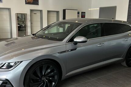 VW Arteon 172.710 km 21.985 &euro; Volkmarsen 34471