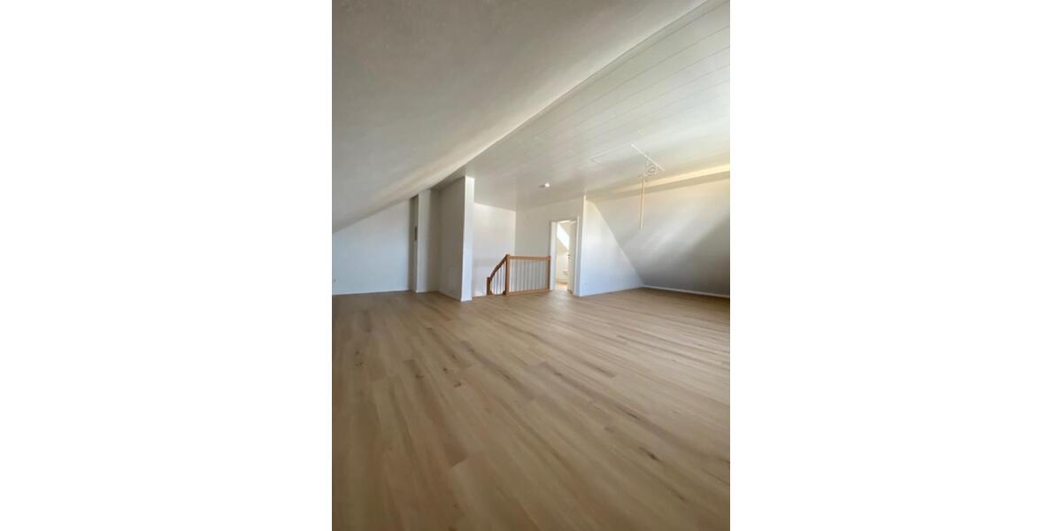 Erstbezug - moderne DH Hälfte mit PV Anlage, Wallbox, Wärmepumpe 4 zimmer