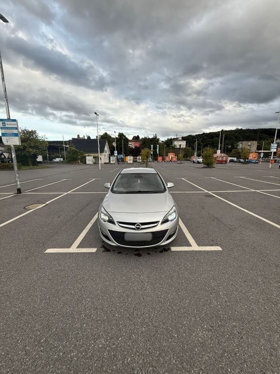 Opel Astra 94.000 km 8.490 € Wuppertal 42117