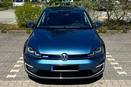 VW Golf 104.000 km 10.000 &euro; Eckental 90542