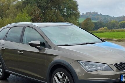 Seat Leon 210.000 km 10.900 € Attendorn 57439