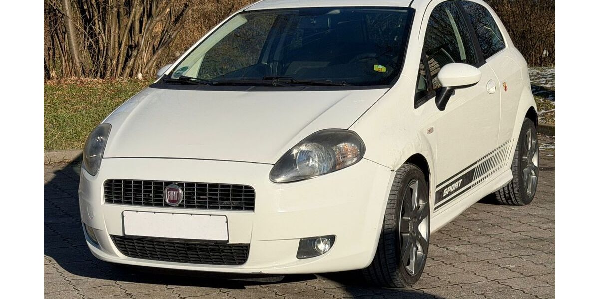 Fiat Punto 125.076 km 2.499 &euro; Stuttgart 70374