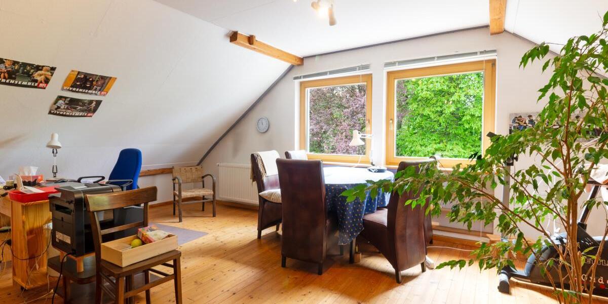 Trier-Feyen - Großzügiges freistehendes Wohnhaus in individueller Lage mit viel Grün - Einfamilienhaus Trier Feyen-Weismark | Angebot:26441155