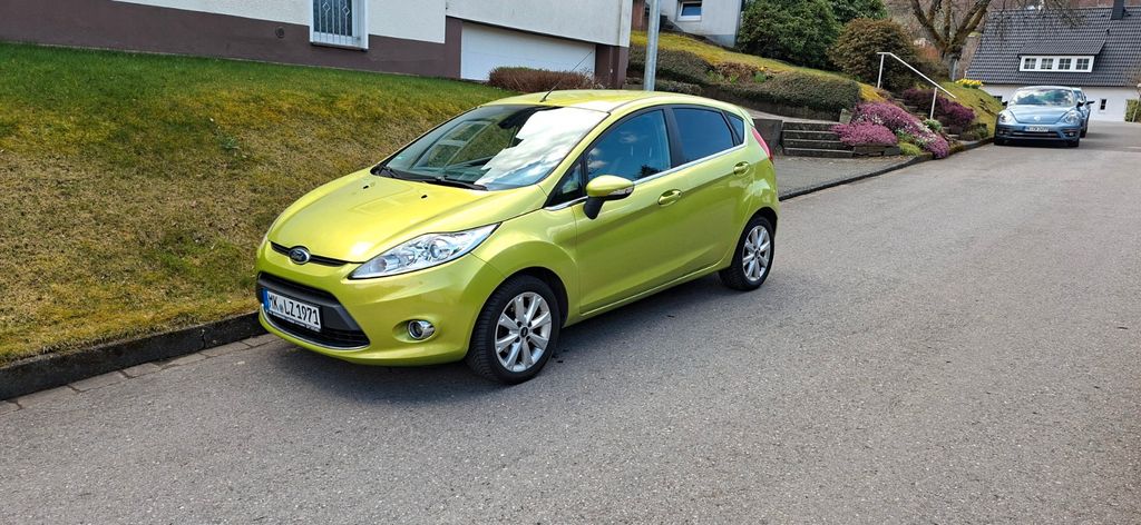 Ford Fiesta 132.000 km 3.600 &euro; Schalksmühle 58579