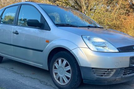Ford Fiesta 125.000 km 1.990 &euro; Bremen 28197