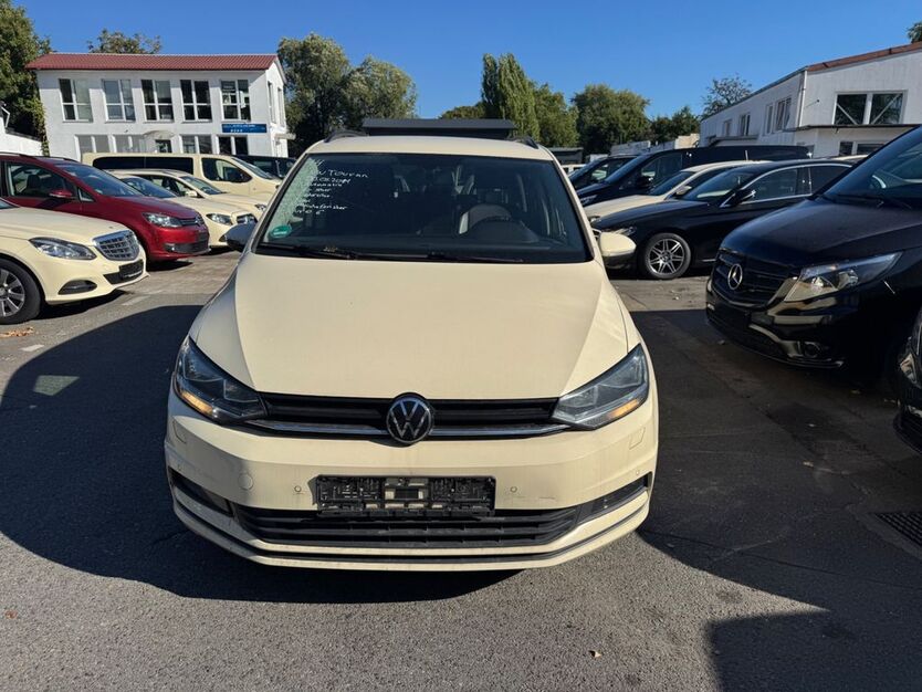 VW Touran 235.000 km 8.200 € hamburg 20537
