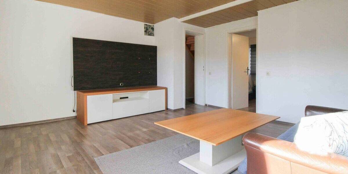 Einfamilienhaus Horb am Neckar Grünmettstetten - 9 Zimmer, 275.000&euro; | Angebot:26275929