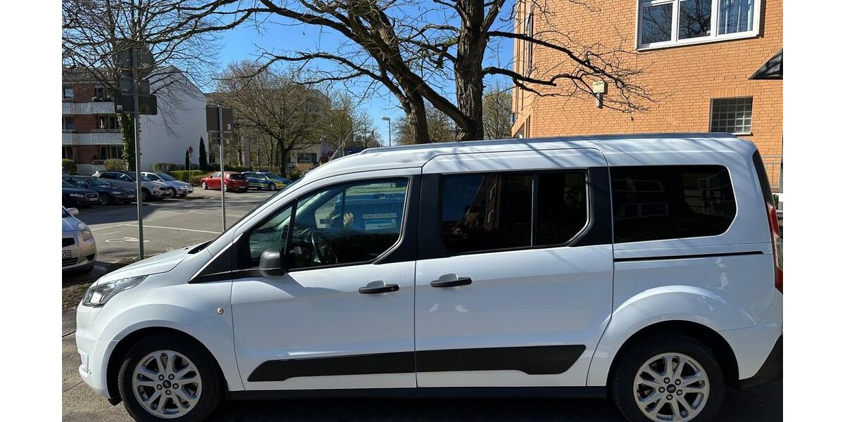 Ford Tourneo Connect 216.025 km 9.900 &euro; Ahrensburg 22926