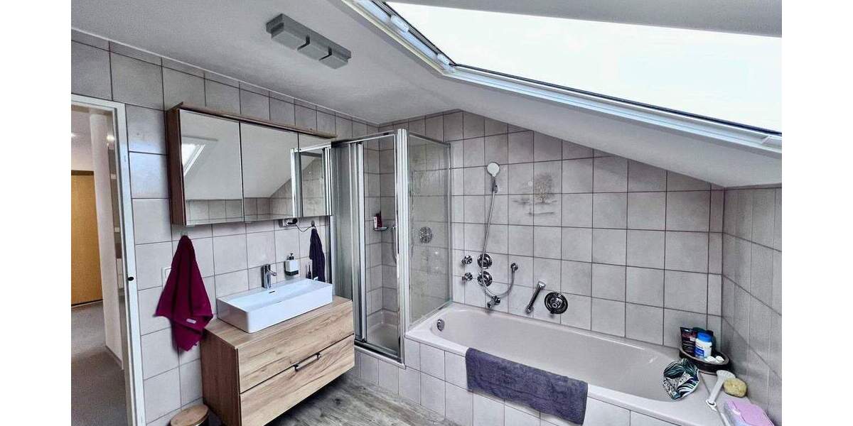 Etagenwohnung Sulzberg - 5 Zimmer, 123 m&sup2;, 385.000&euro; | Angebot:25821591