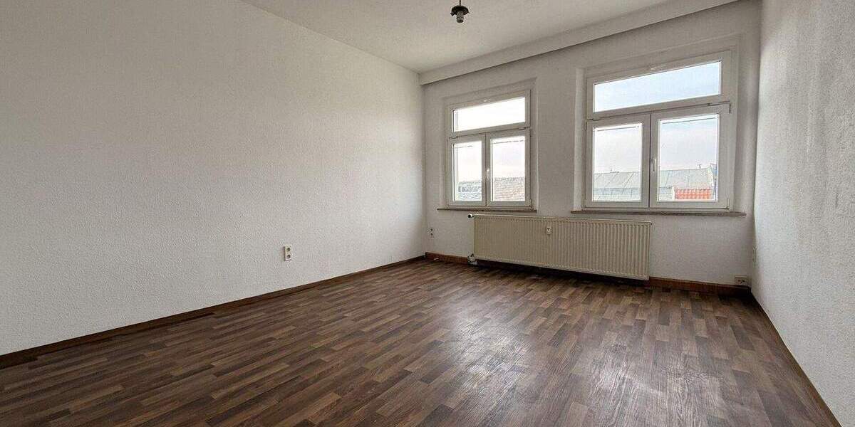 Etagenwohnung Zwickau Innenstadt - 5 Zimmer, 115 m&sup2;, 550&euro; | Angebot:24633495