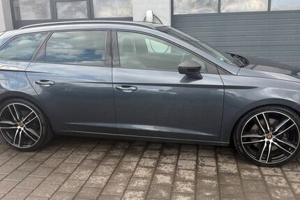 Seat Leon 93.900 km 18.600 &euro; Tünsdorf 66693