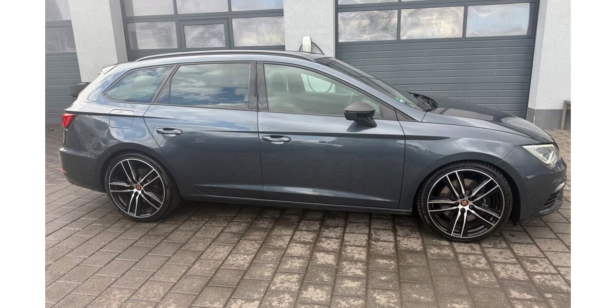 Seat Leon 93.900 km 18.600 &euro; Tünsdorf 66693