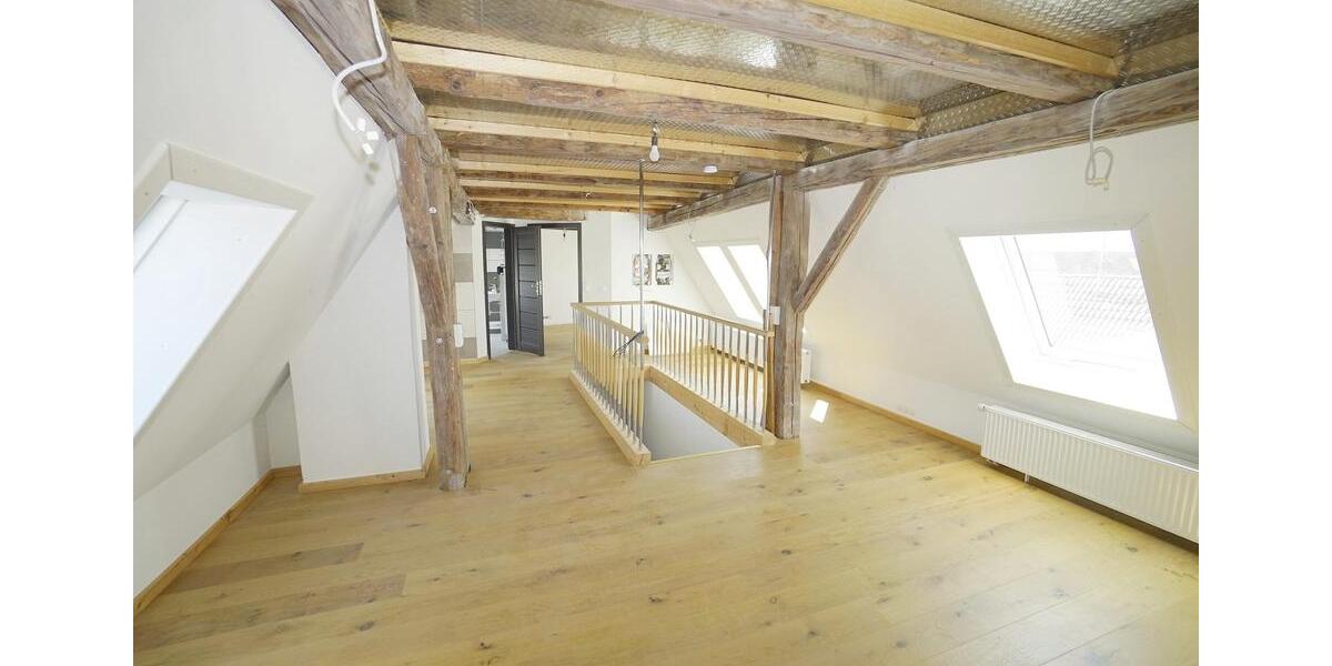 Dachgeschoßwohnung Bisingen - 2 Zimmer, 45 m&sup2;, 500&euro; | Angebot:26670376