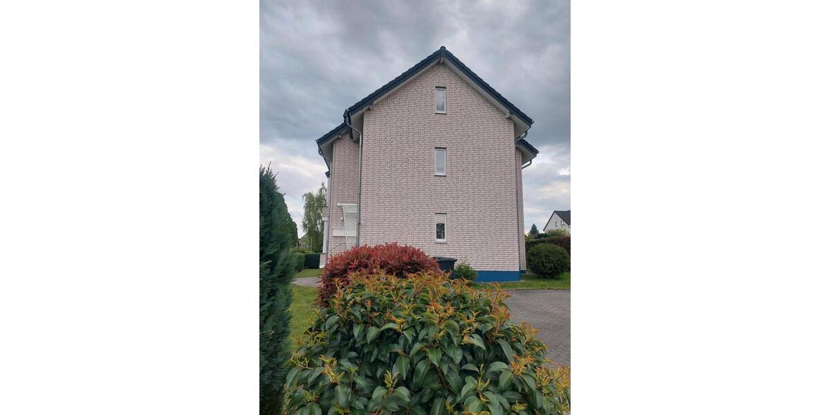 Dachgeschoßwohnung Bielefeld Jöllenbeck - 2 Zimmer, 63 m&sup2;, 620&euro; | Angebot:26397793