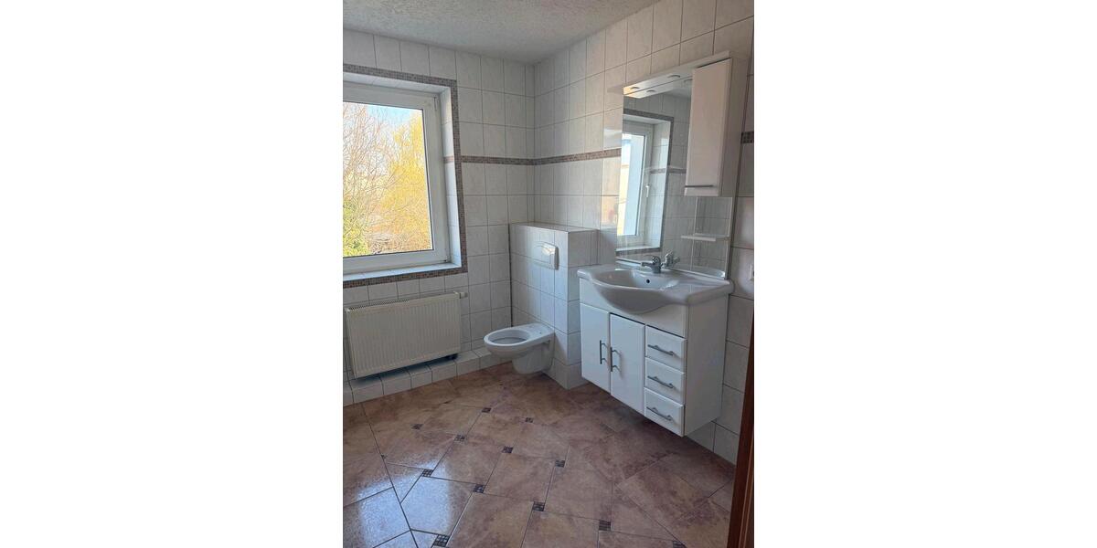 Etagenwohnung Burg - 1 Zimmer, 53 m&sup2;, 470&euro; | Angebot:26411642