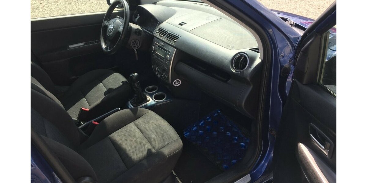 Mazda 2 1.4 Active,Alu,el.Fh., Tüv 11/27! 190.000 km 1.750 &euro; Himmelkron 95502