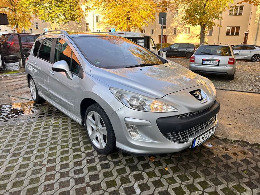 Peugeot 308 100.000 km 4.590 € Berlin 13403
