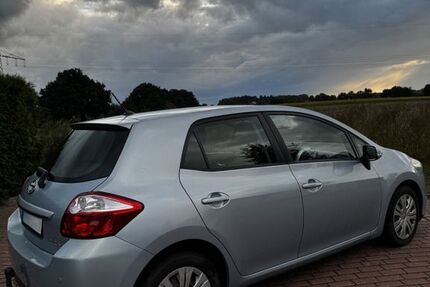 Toyota Auris 139.800 km 5.600 € Alfhausen 49594